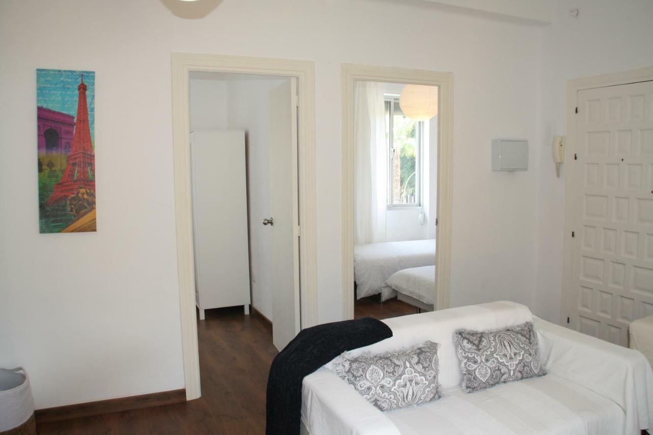 Apartamento Tia Maria Apartment Malaga Exterior photo
